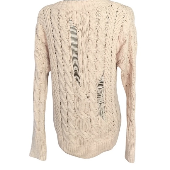 Distressed sweater - Picture 2 of 3